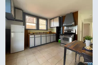 424 Warren Street 2 #2, Harrison, NJ 07029 - Photo 6