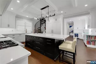 292 Maple St, Englewood, NJ 07631 - Photo 12