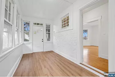 161 Chestnut Street, Leonia, NJ 07605 - Photo 4