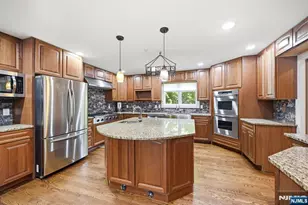 188 Doretta St, River Vale Township, NJ 07675 - Photo 12