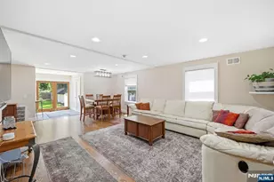 188 Doretta St, River Vale Township, NJ 07675 - Photo 8