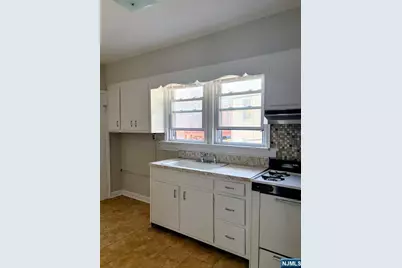 161 Union 2 #2, Belleville, NJ 07109 - Photo 4