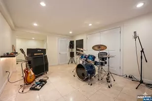 445 Pine Hill Rd, Leonia, NJ 07605 - Photo 20