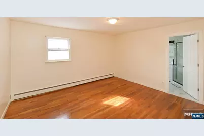 100 Eastern Way, Rutherford, NJ 07070 - Photo 12