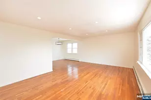 100 Eastern Wy, Rutherford, NJ 07070 - Photo 2