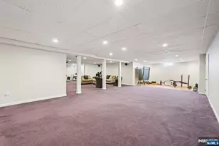 416 Devonshire Dr, Franklin Lakes, NJ 07417 - Photo 36