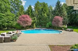 416 Devonshire Dr, Franklin Lakes, NJ 07417 - Photo 42