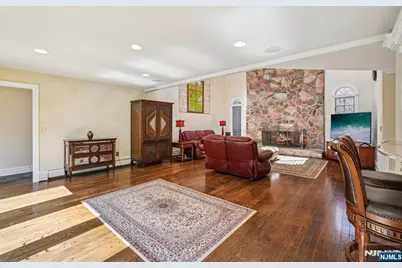 416 Devonshire Drive, Franklin Lakes, NJ 07417 - Photo 8