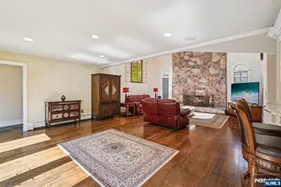 416 Devonshire Dr, Franklin Lakes, NJ 07417 - Photo 8