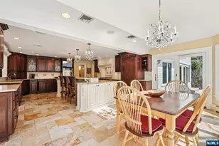 416 Devonshire Dr, Franklin Lakes, NJ 07417 - Photo 16