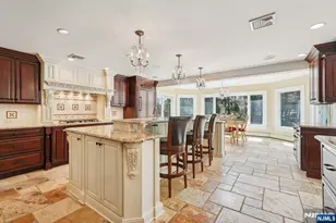 416 Devonshire Dr, Franklin Lakes, NJ 07417 - Photo 22