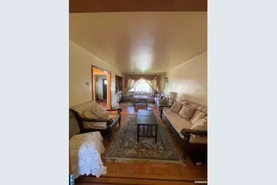 521 Olympia Avenue, Cliffside Park, NJ 07010 - Photo 20