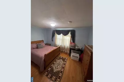 521 Olympia Avenue, Cliffside Park, NJ 07010 - Photo 30