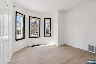 11 Garden Street 1 #1, Ridgefield Park, NJ 07660 - Photo 8