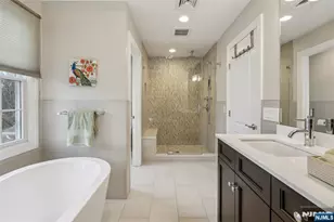 46 Van Blarcom Ln, Wyckoff Township, NJ 07481 - Photo 18