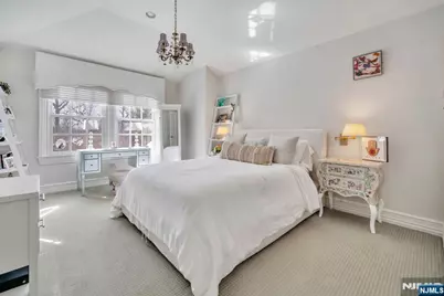 211 Highwood Avenue, Tenafly, NJ 07670 - Photo 20