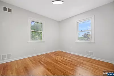 100 Cortland Place, Tenafly, NJ 07670 - Photo 16