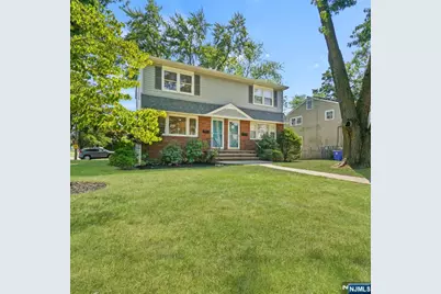 100 Cortland Place, Tenafly, NJ 07670 - Photo 1