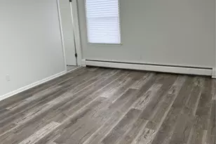 60 Jackson Pl, Moonachie, NJ 07074 - Photo 10