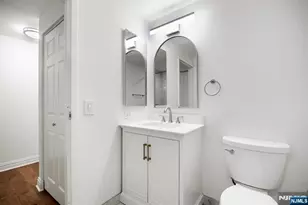 2 Constitution Ct 1001, Hoboken, NJ 07030 - Photo 12