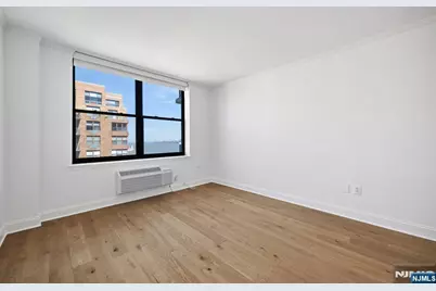 2 Constitution Court 1001 #1001, Hoboken, NJ 07030 - Photo 14