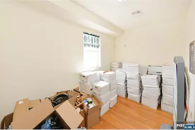 709 Newark Avenue, Jersey City, NJ 07306 - Photo 12