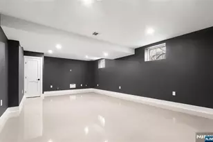 66 Knollwood Dr, Paramus, NJ 07652 - Photo 28