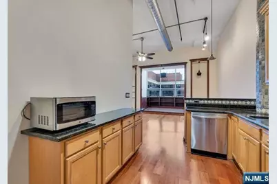 689 Luis Munoz Marin Boulevard 901 #901, Jersey City, NJ 07310 - Photo 2