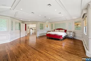 27 Roberts Rd, Englewood Cliffs, NJ 07632 - Photo 22