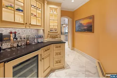 27 Roberts Road, Englewood Cliffs, NJ 07632 - Photo 14