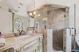 27 Roberts Rd, Englewood Cliffs, NJ 07632 - Photo 28