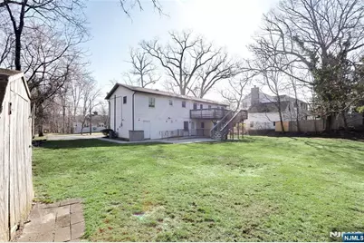 116 Hillside Avenue, Midland Park, NJ 07432 - Photo 12