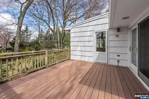 833 Koman Dr, Paramus, NJ 07652 - Photo 30