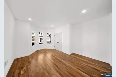 319 William Street, Harrison, NJ 07029 - Photo 8