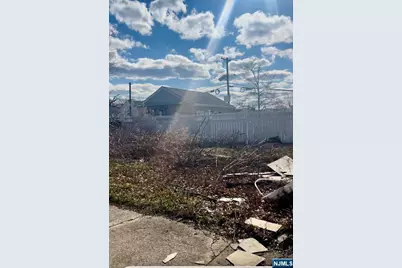 248 Rudolph Avenue, Elmwood Park, NJ 07407 - Photo 6