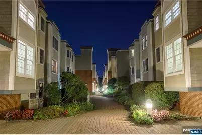116 The Promenade 116 #116, Edgewater, NJ 07020 - Photo 26