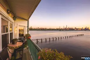 116 The Promenade 116, Edgewater, NJ 07020 - Photo 2