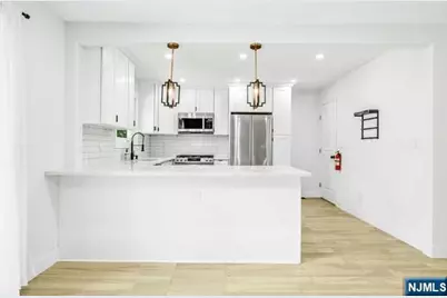 21-15 Exeter, Fair Lawn, NJ 07410 - Photo 10