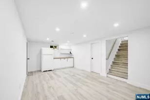 21-15 Exeter, Fair Lawn, NJ 07410 - Photo 28