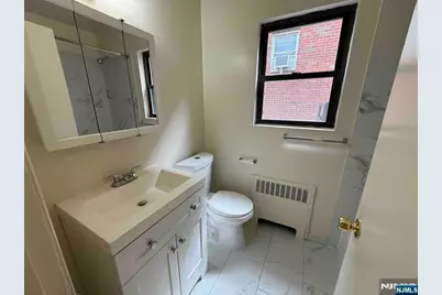 428 Northwood Way 1 #1, Palisades Park, NJ 07650 - Photo 10