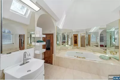 9 Cameron Road, Saddle River, NJ 07458 - Photo 20