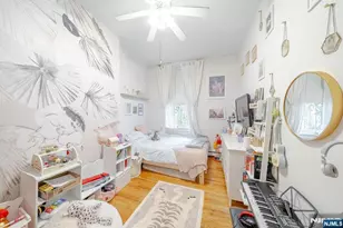 189 Christopher Columbus Dr 1, Jersey City, NJ 07302 - Photo 8