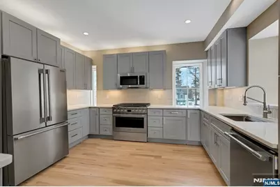 49 Park Avenue 2 #2, Madison, NJ 07940 - Photo 4