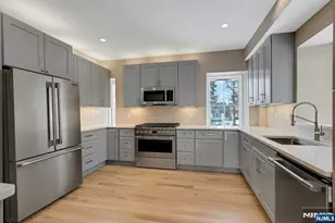 49 Park Ave 2, Madison, NJ 07940 - Photo 4
