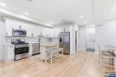 204 19th Avenue, Irvington, NJ 07111 - Photo 6