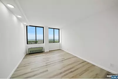 300 Winston Drive 2802 #2802, Cliffside Park, NJ 07010 - Photo 14