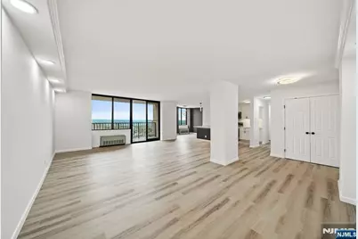 300 Winston Drive 2802 #2802, Cliffside Park, NJ 07010 - Photo 8