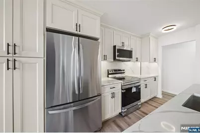 300 Winston Drive 2802 #2802, Cliffside Park, NJ 07010 - Photo 6