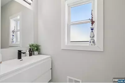 130 Brighton Avenue, Kearny, NJ 07032 - Photo 28