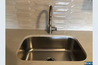 421 North Avenue 2nd Floor #2nd Floor, Fort Lee, NJ 07024 - Photo 16